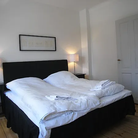 Cozy 2-bedroom In The Heart Of *