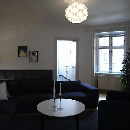 Apartment Cozy 2-bedroom In The Heart Of